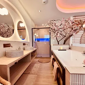 Blossom Suite-hyper Centre Jacuzzi Balcon Clim Appartement