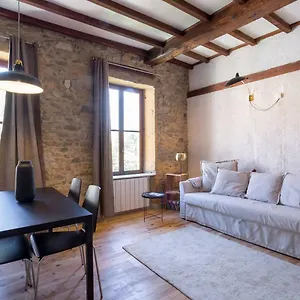 Sur Les Hauteurs Du Vieux Appartement