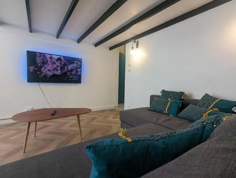 Balneo, Ecran Lcd, Literie 160X200 Apartman Lyon