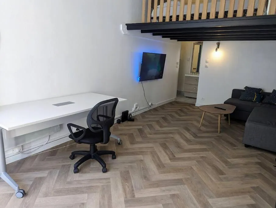 Apartmán Balneo, Ecran Lcd, Literie 160X200 Lyon 0*,