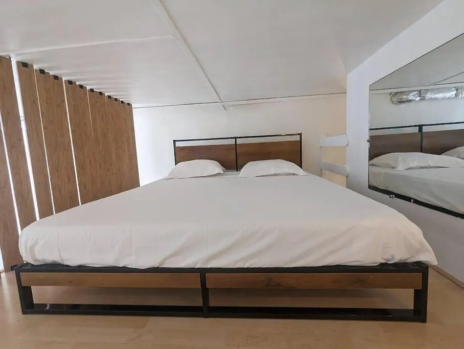 Balneo, Ecran Lcd, Literie 160X200 Apartment Lyon 0*,  France